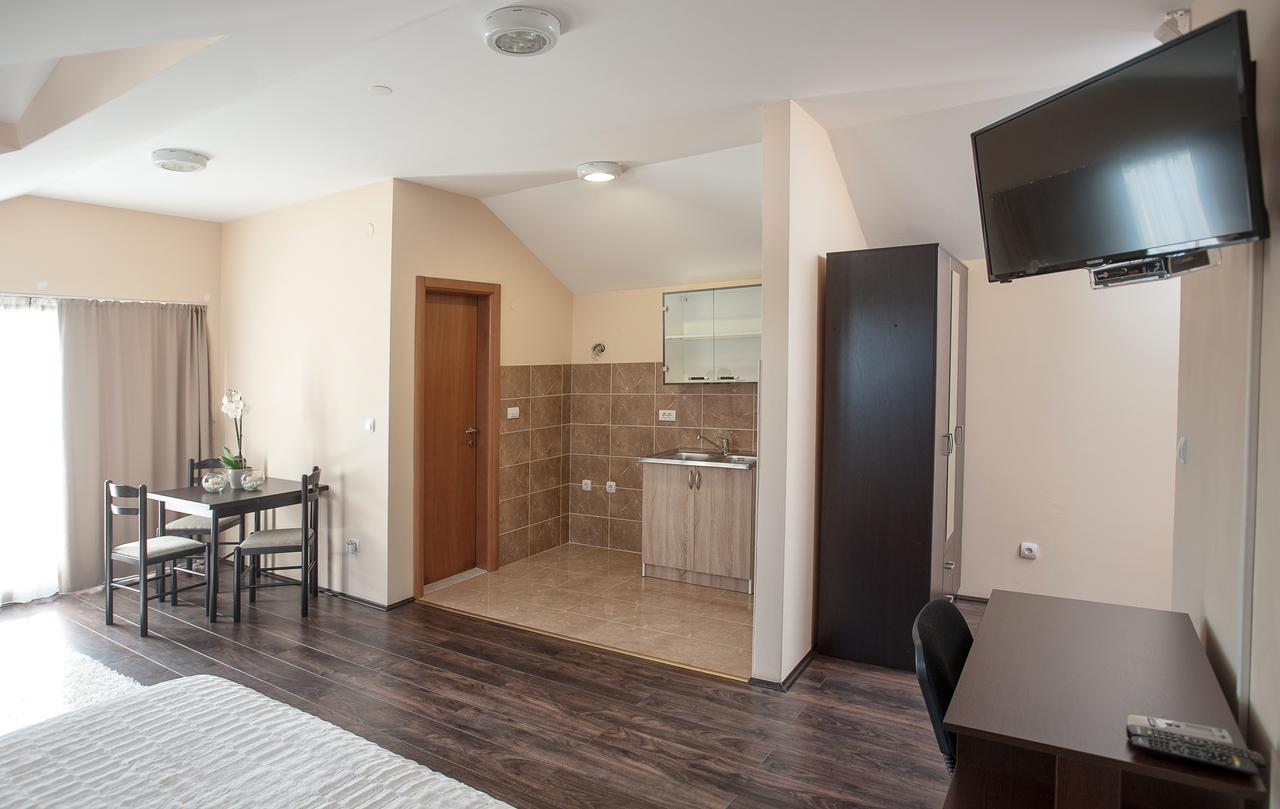Apartament Danilovgrad Eksteriør billede
